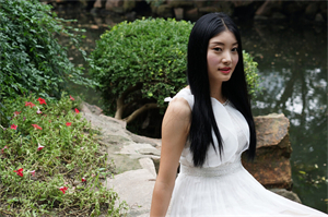 How do new technologies change the election voting process in Shanghai？